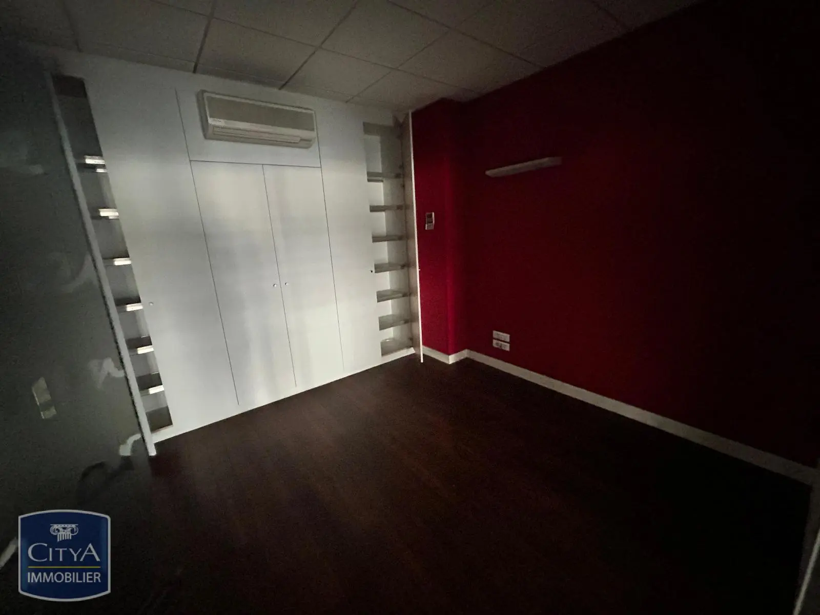 Photo 7 Local Commercial