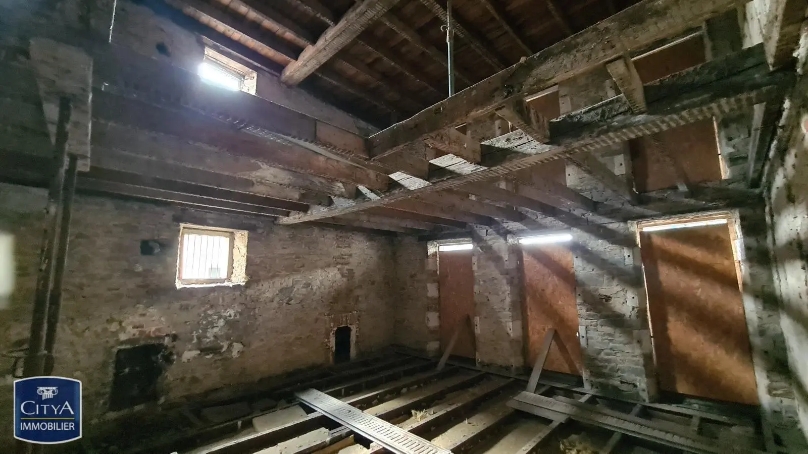 Photo 2 Immeuble 160m²