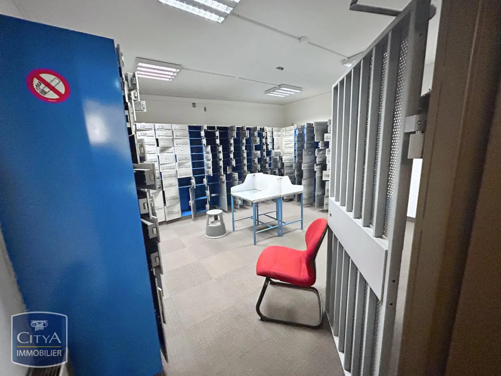 Photo 10 Local Commercial