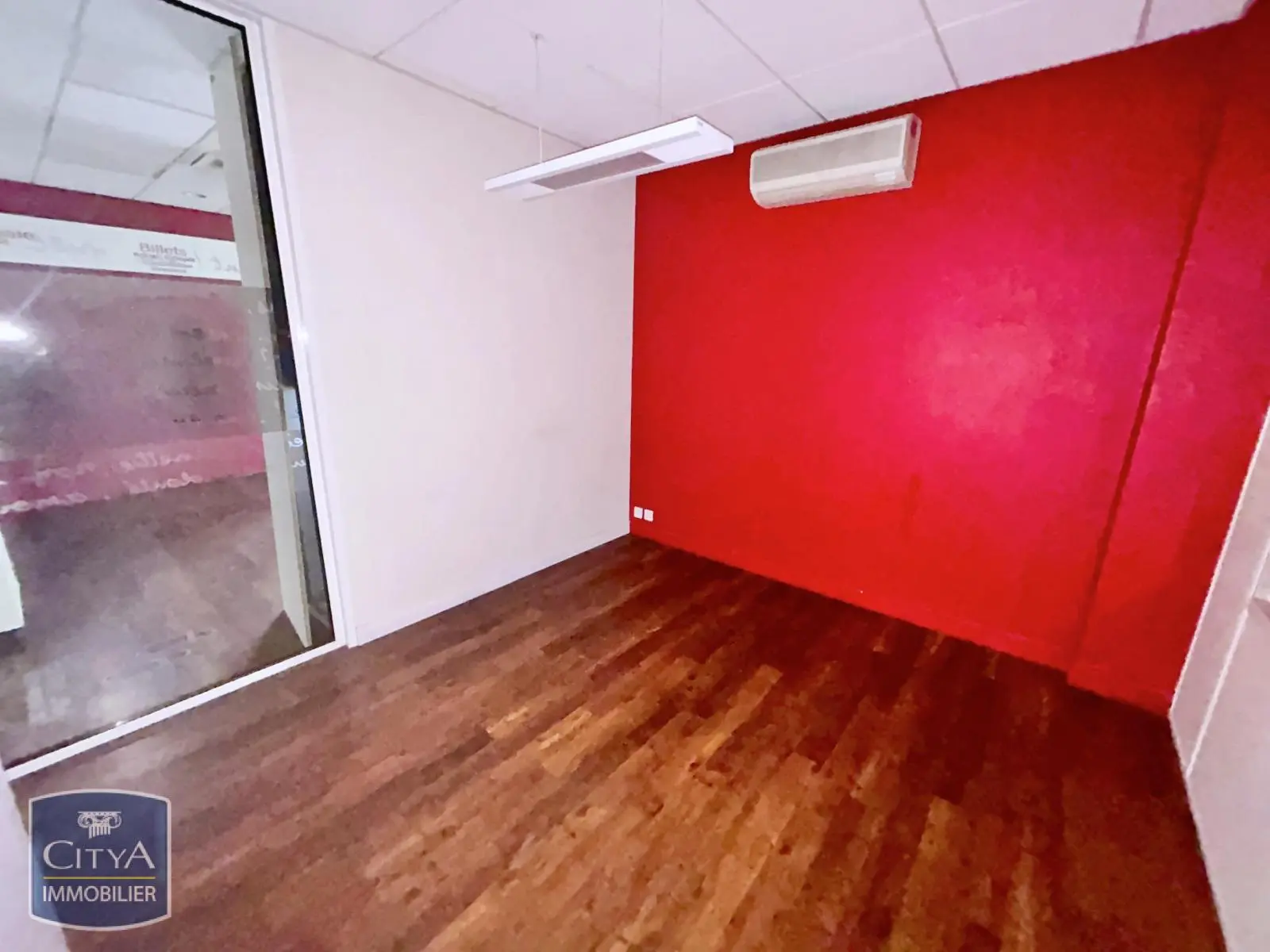 Photo 12 Local Commercial