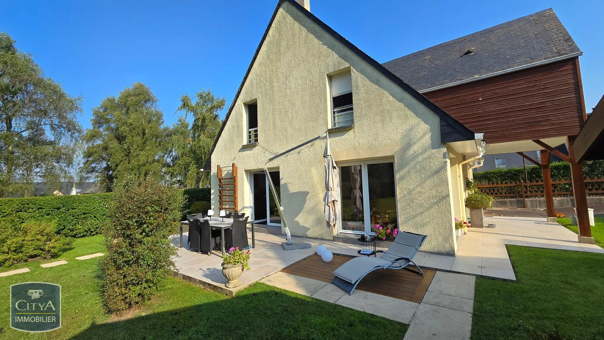 Photo 2 Maison 6 pièces 155m²