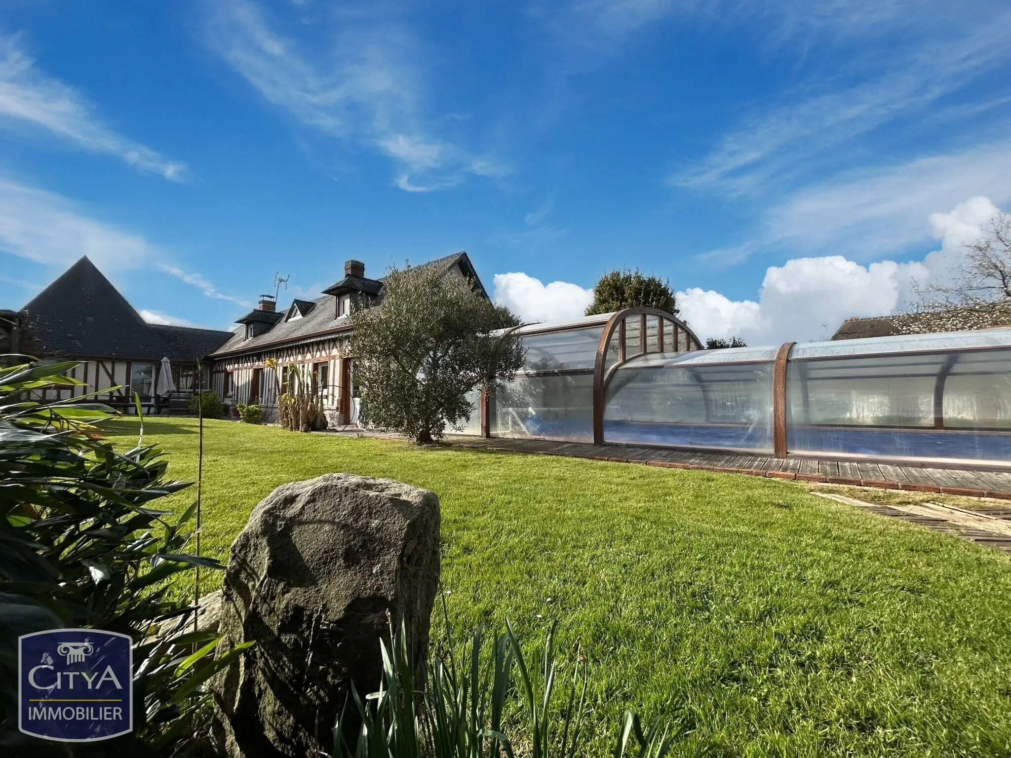 Photo 1 Maison 5 pièces 150.91m²