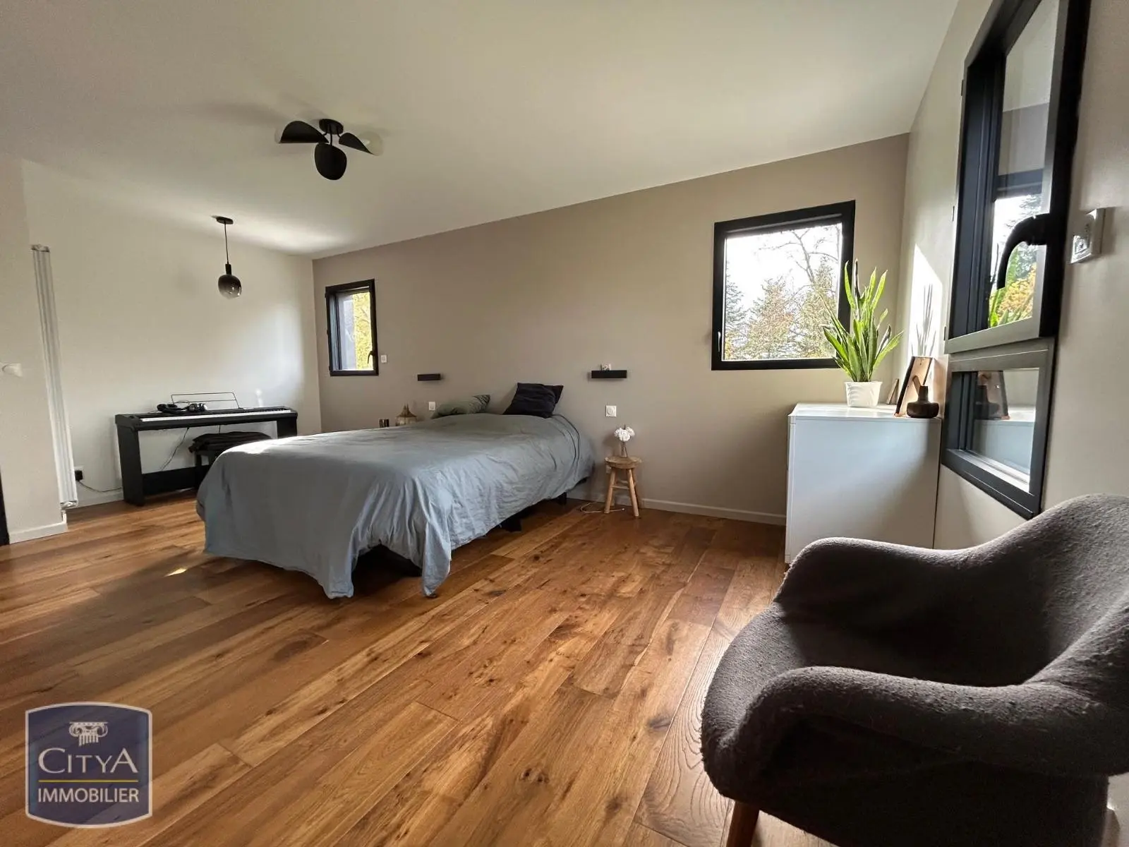 Photo 20 Maison 5 pièces 215m²