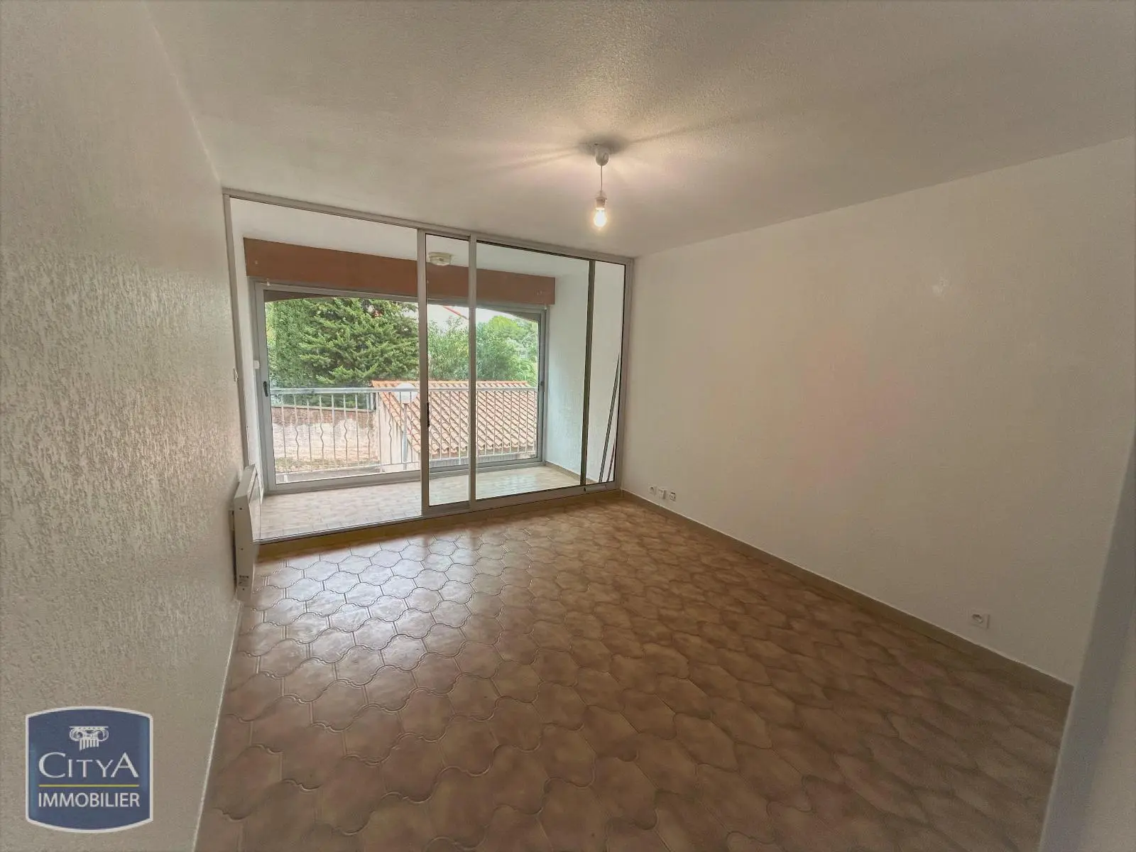 Appartement 1 pièce 22 m² · à La Seyne-sur-Mer · 21,9 m² · 550 €/mois