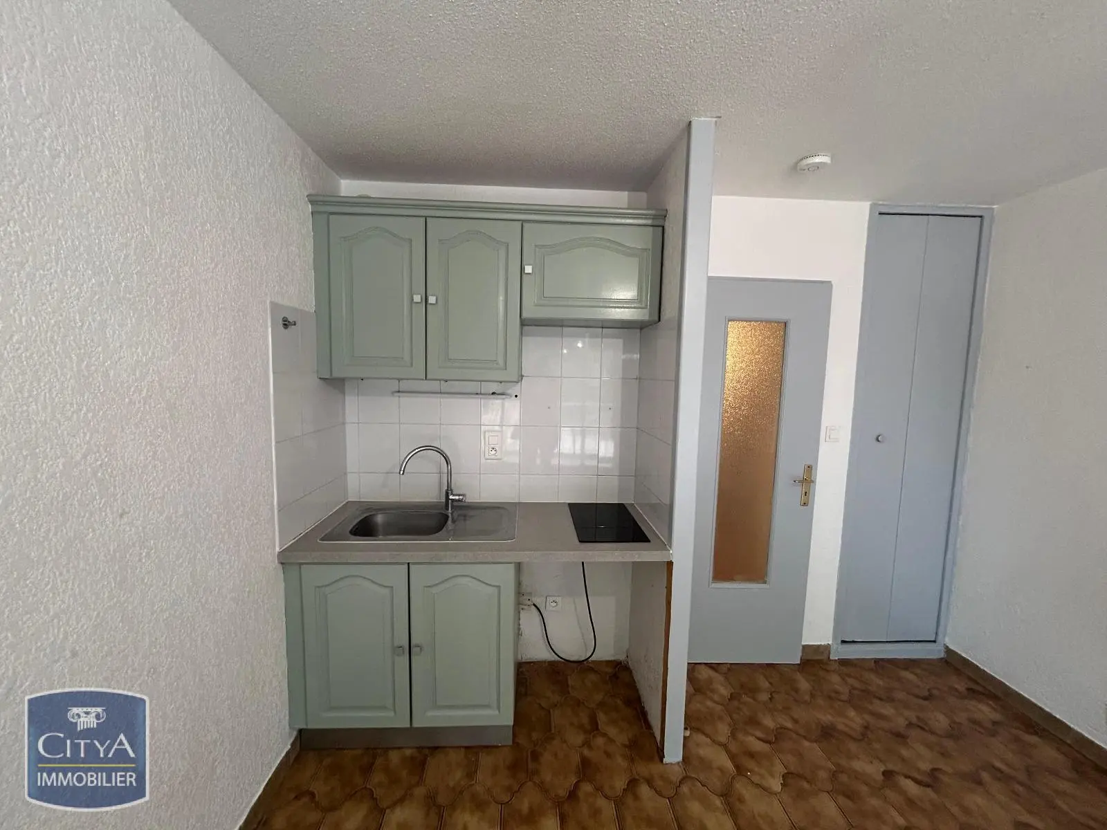 Photo 2 Appartement 1 pièce 21.9m²