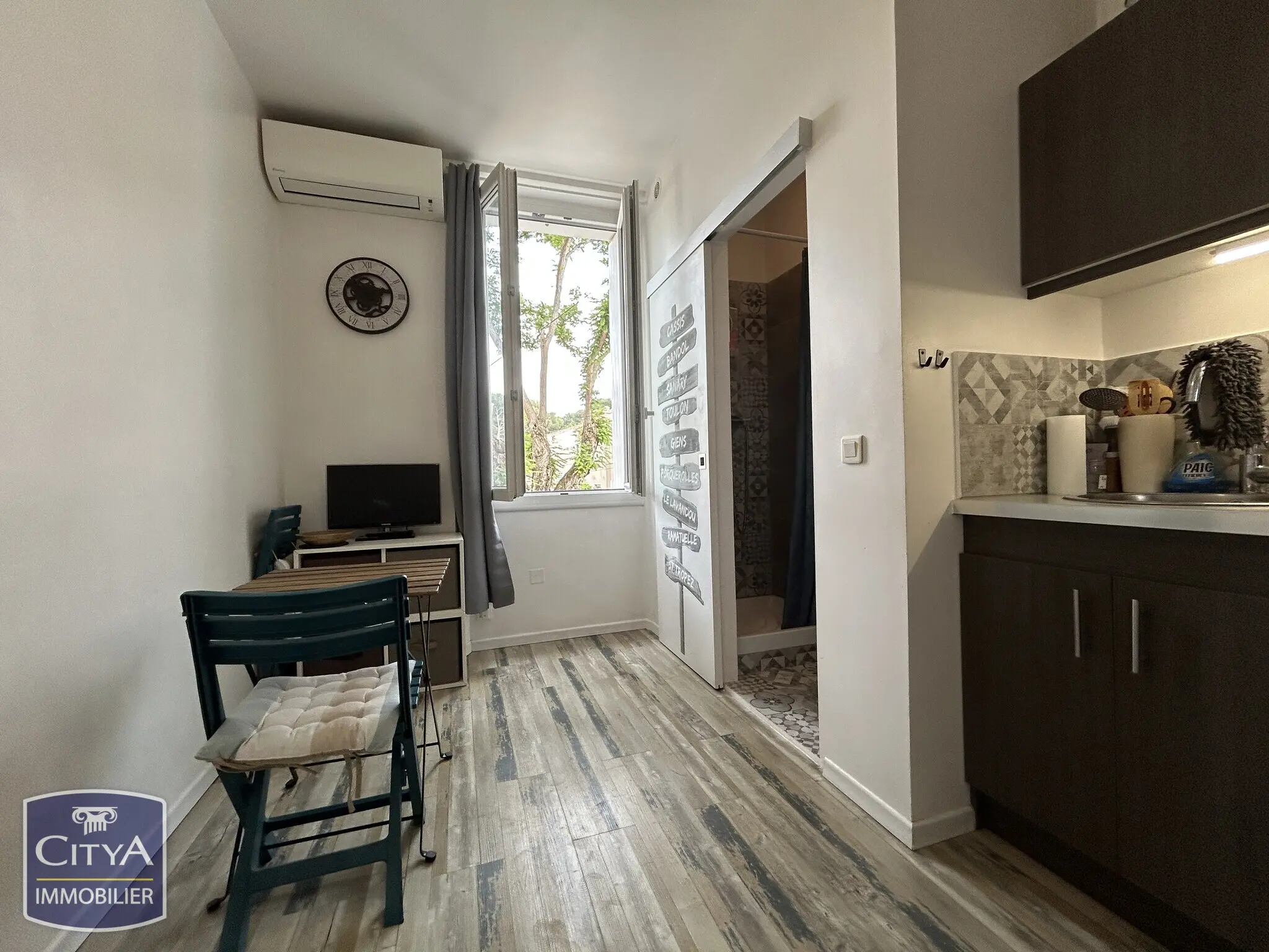 Photo 2 Appartement 1 pièce 11m²