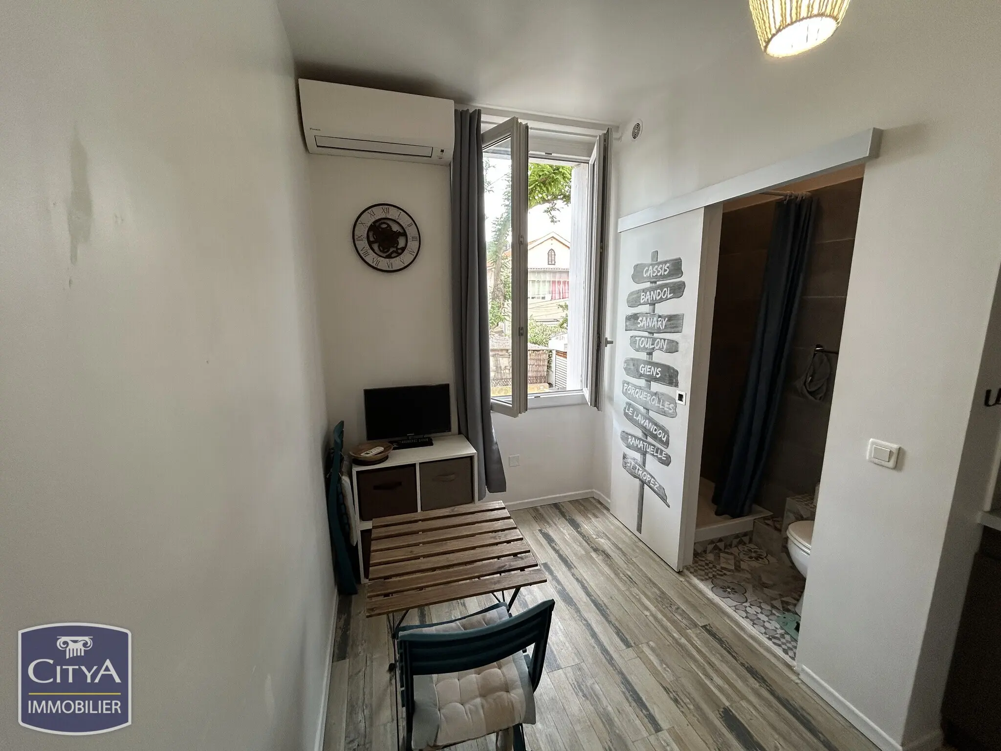 Photo 1 Appartement 1 pièce 11m²