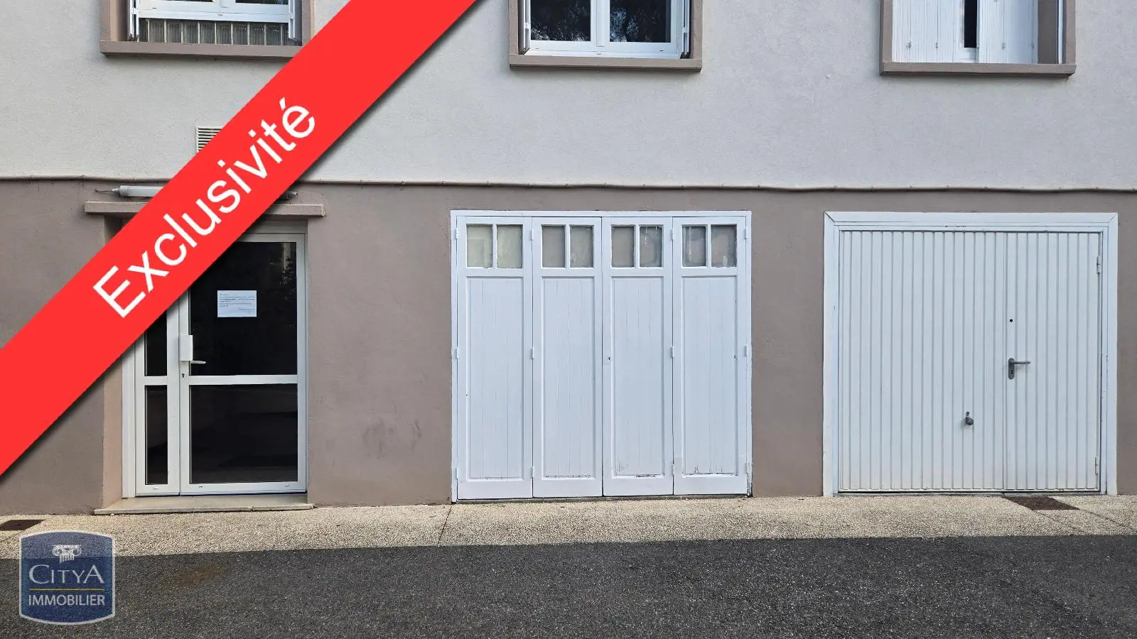 Photo 1 Parking 15m²
