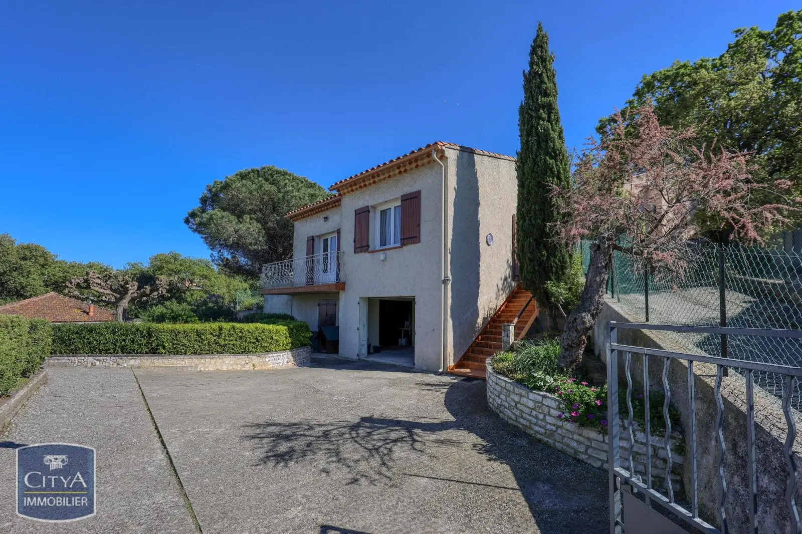 Photo 1 Maison 5 pièces 140m²