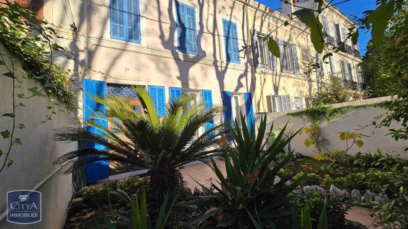 Photo 1 Maison 5 pièces 105m²