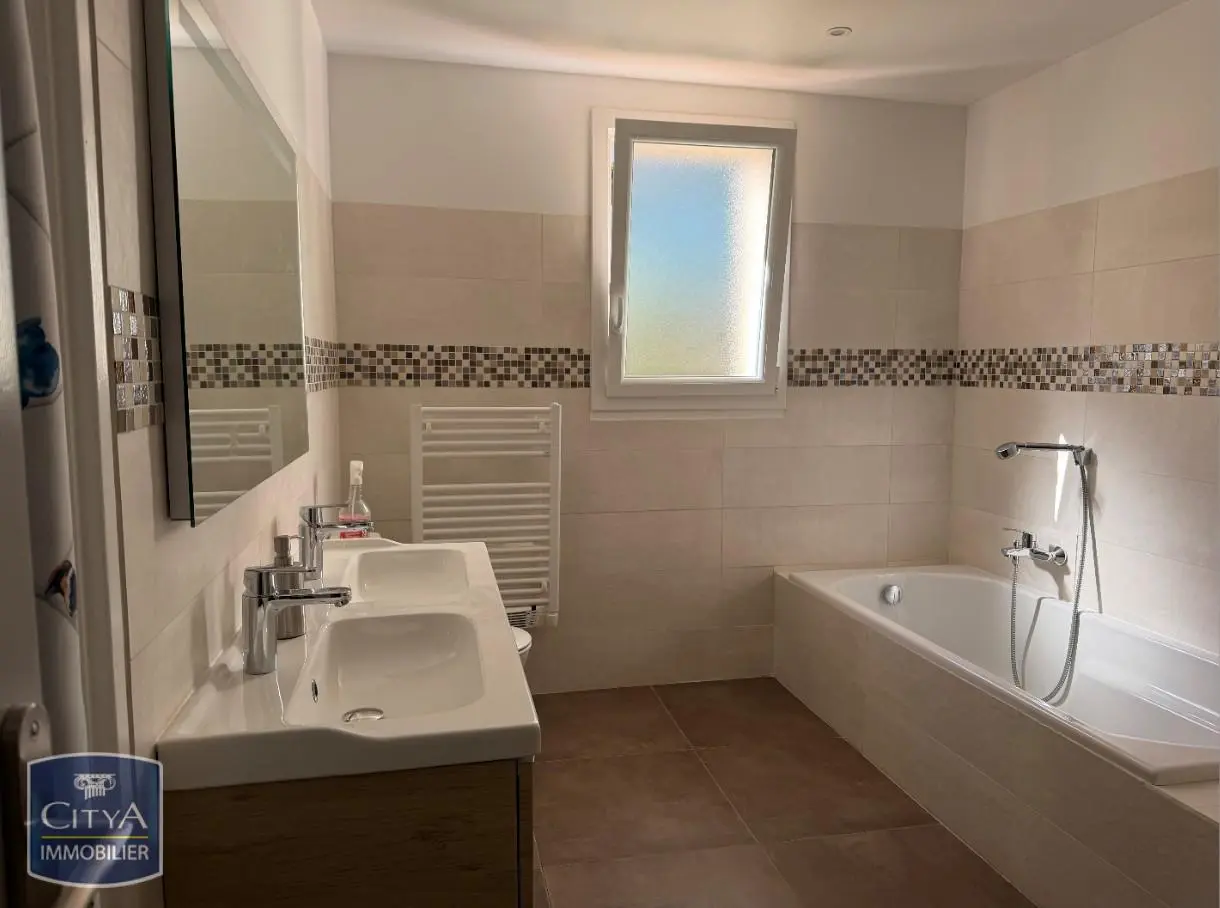 Photo 18 Maison 5 pièces 140m²