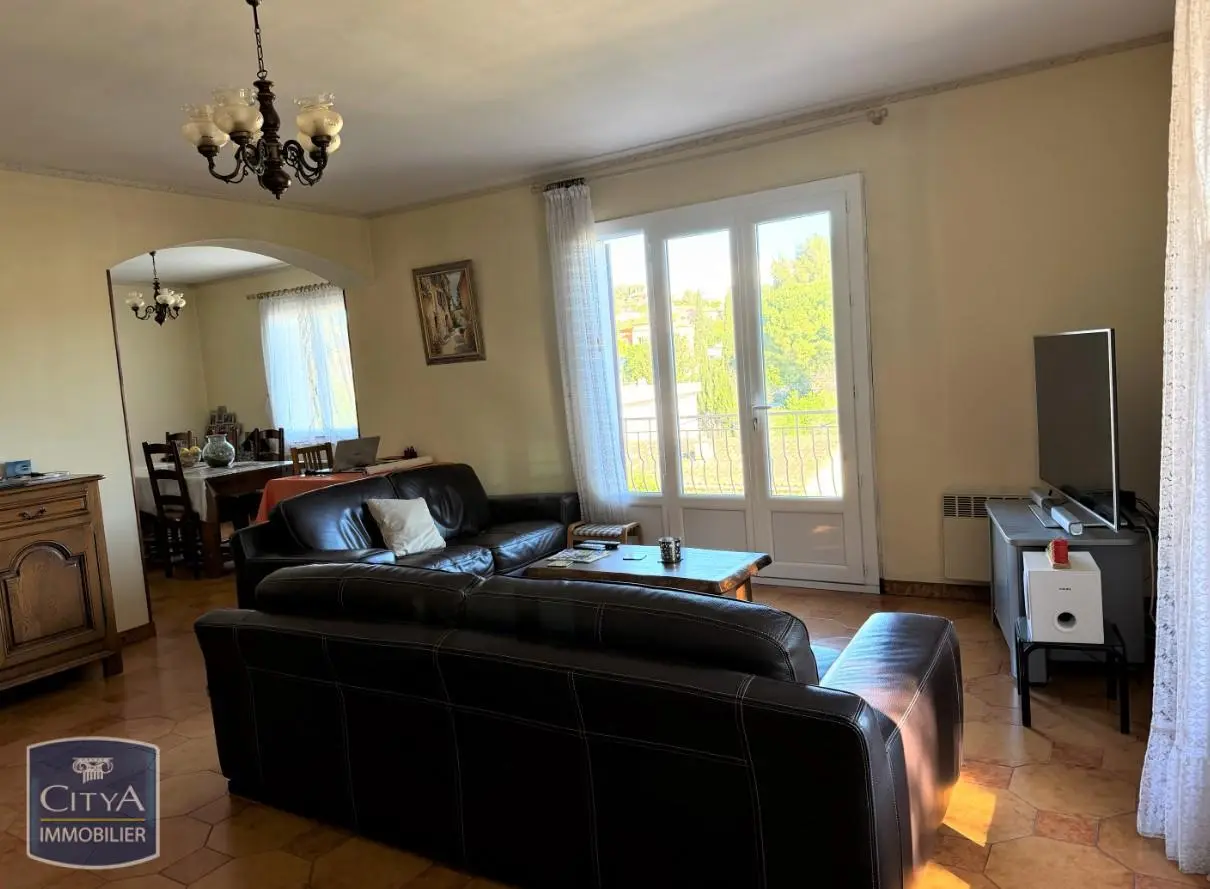 Photo 3 Maison 5 pièces 140m²