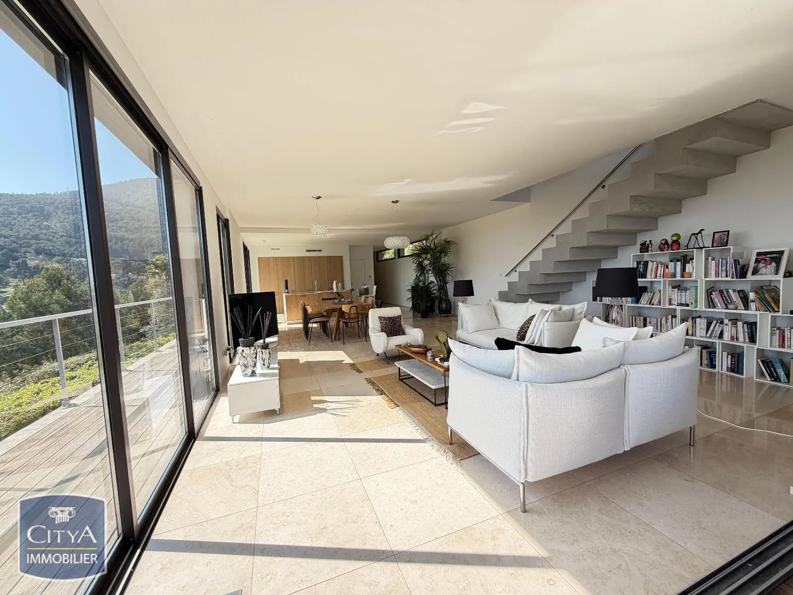 Photo 7 Maison 4 pièces 140m²