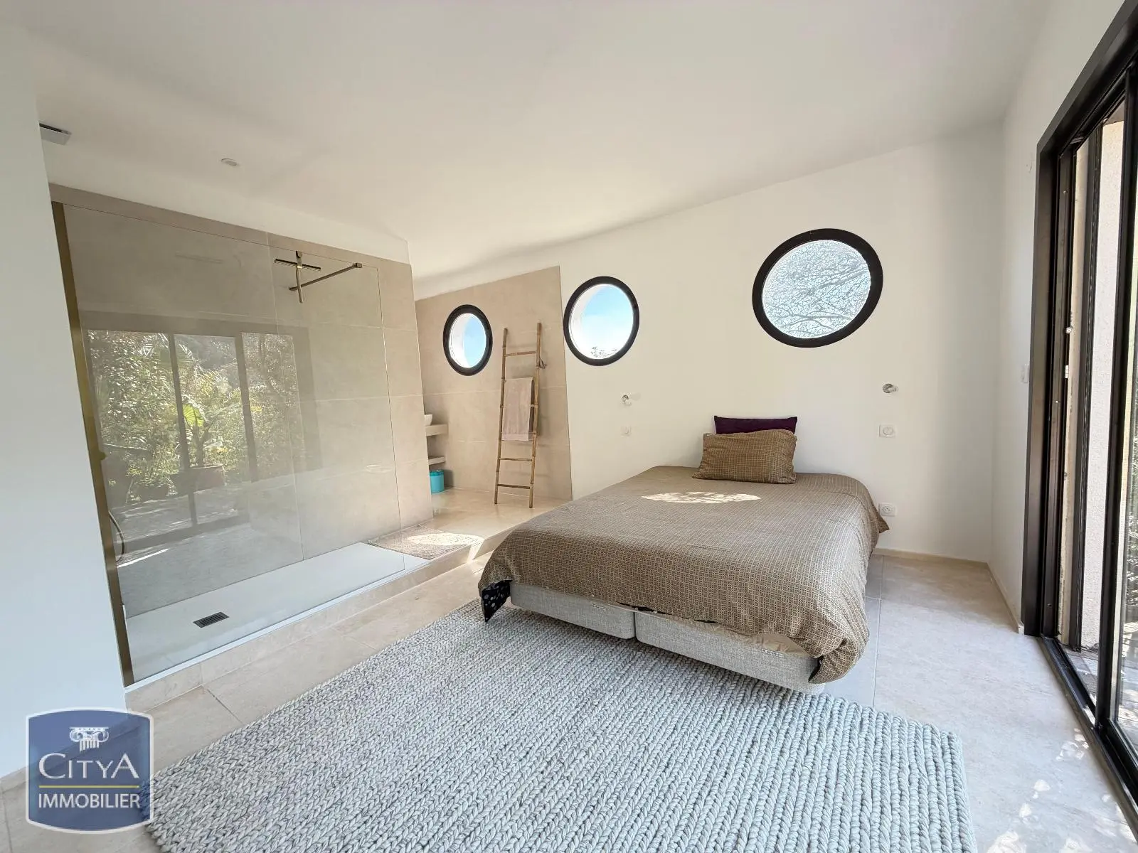 Photo 11 Maison 4 pièces 140m²