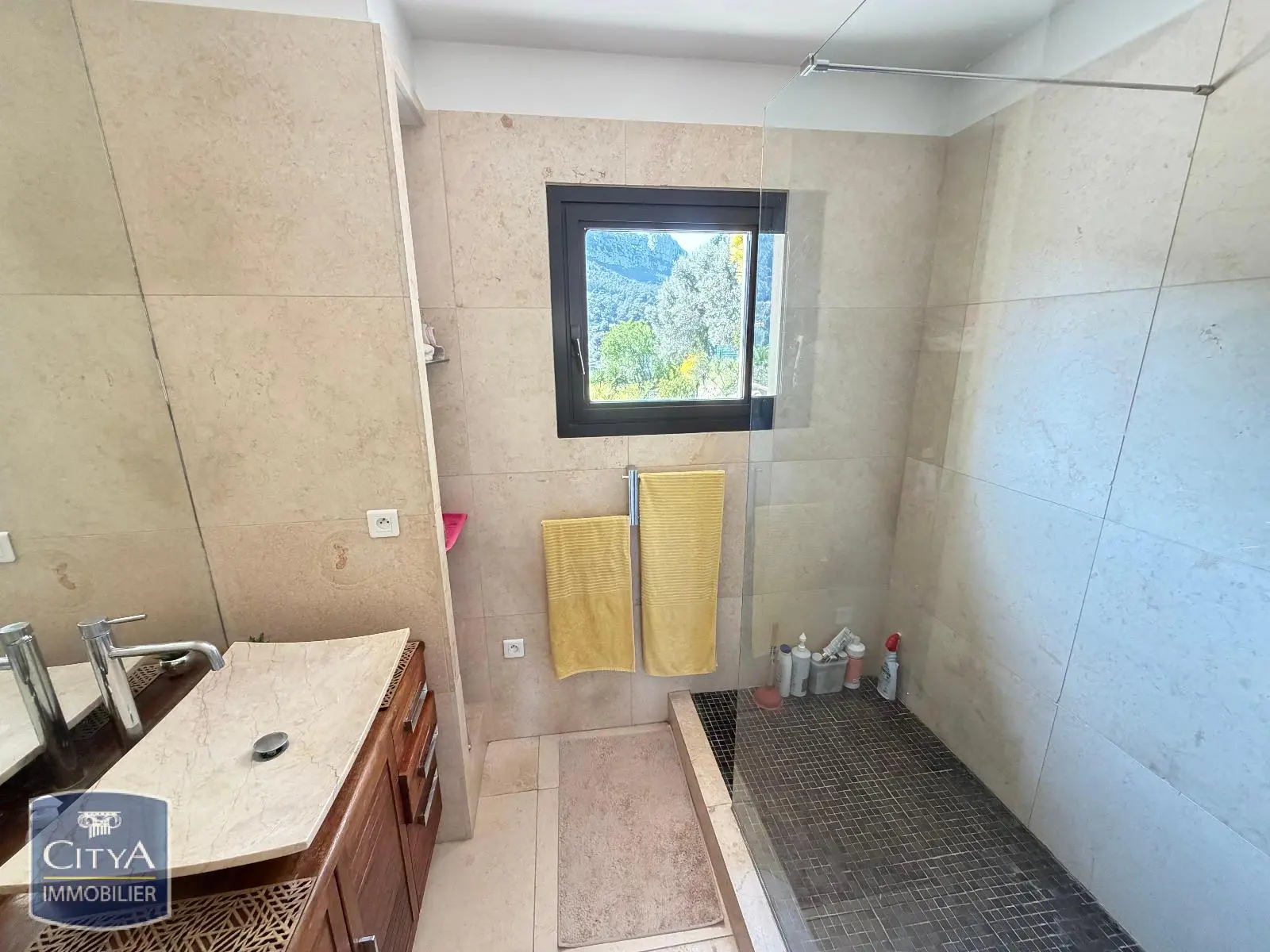 Photo 12 Maison 4 pièces 140m²