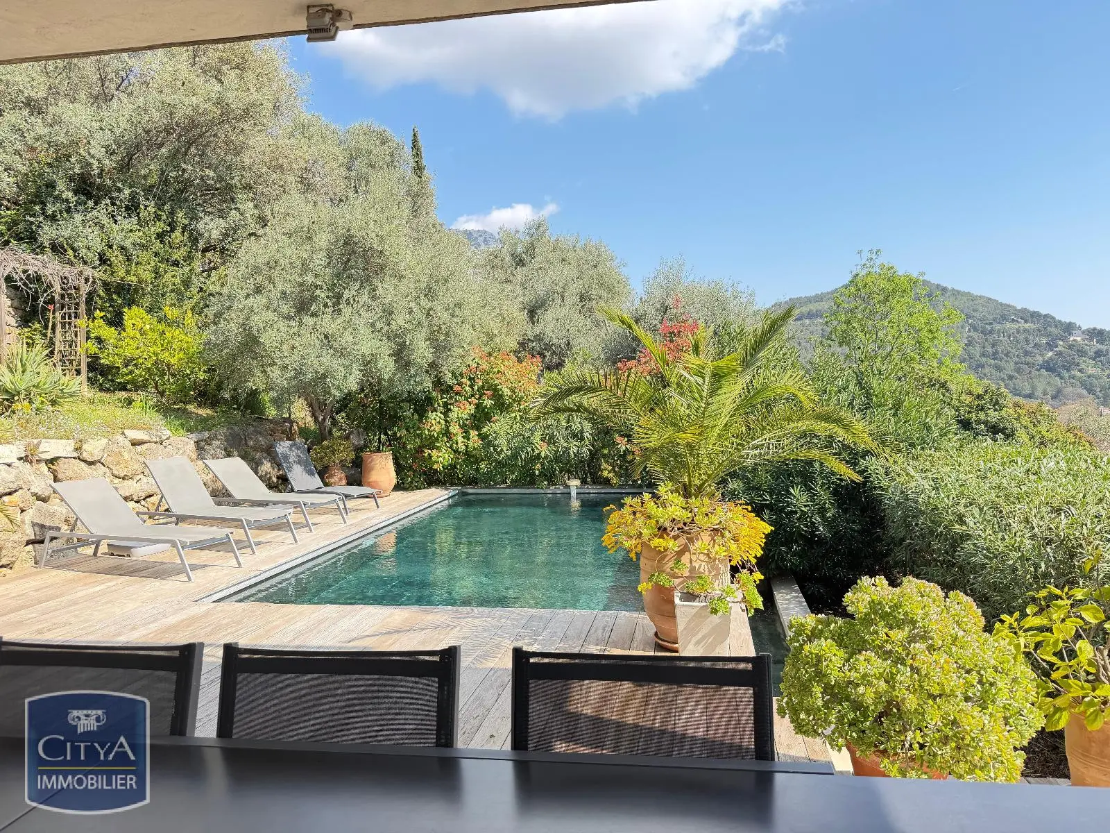 Photo 25 Maison 4 pièces 140m²