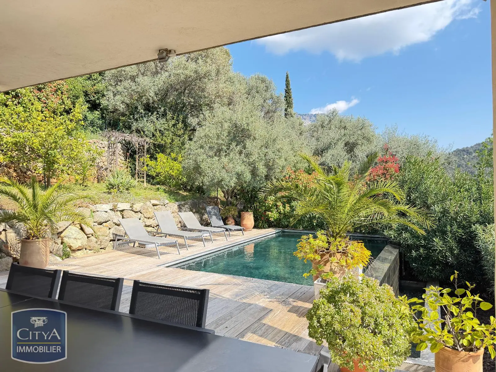 Photo 26 Maison 4 pièces 140m²