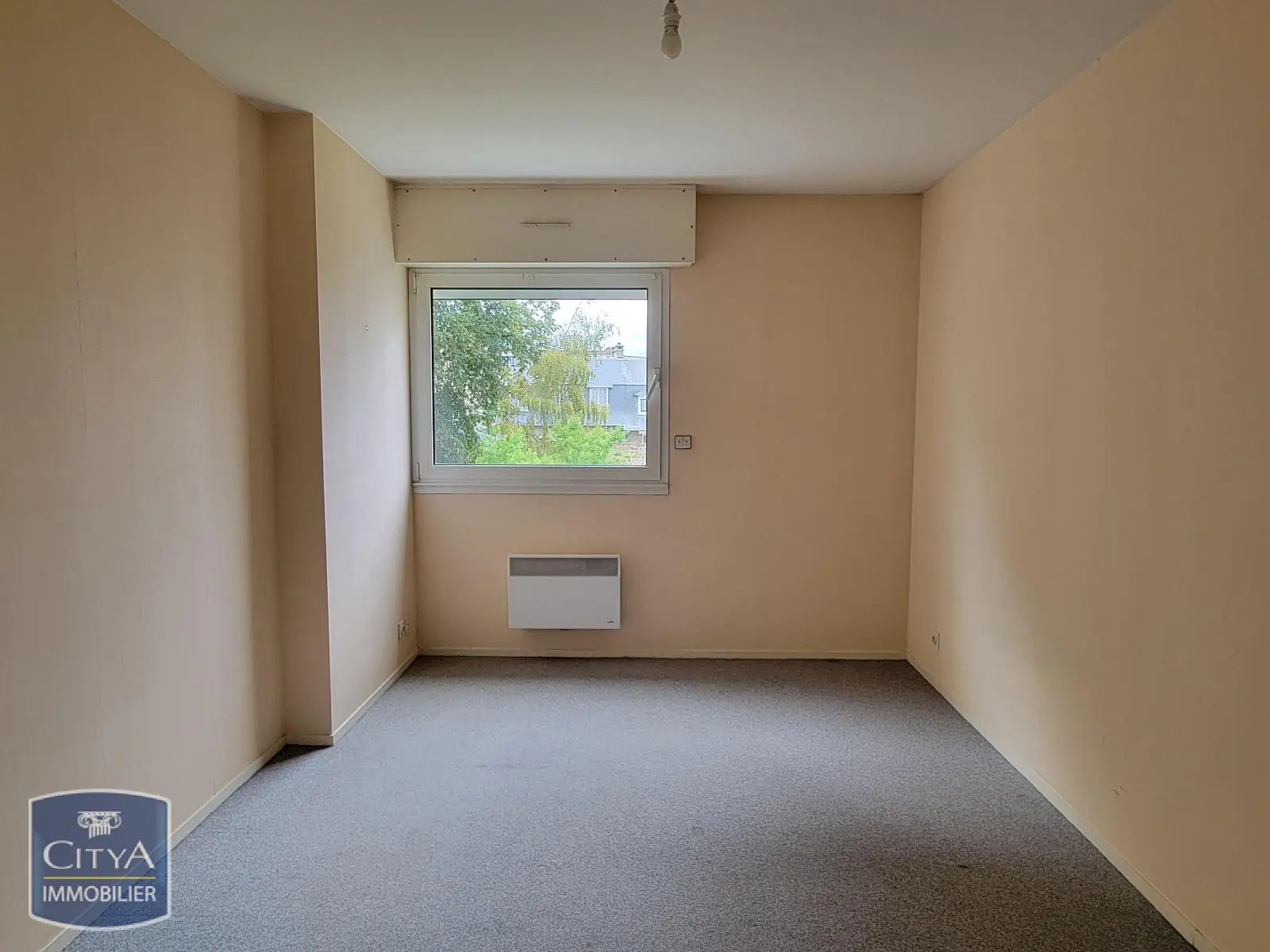 AP¨PARTEMENT T2 AVEC BALCON