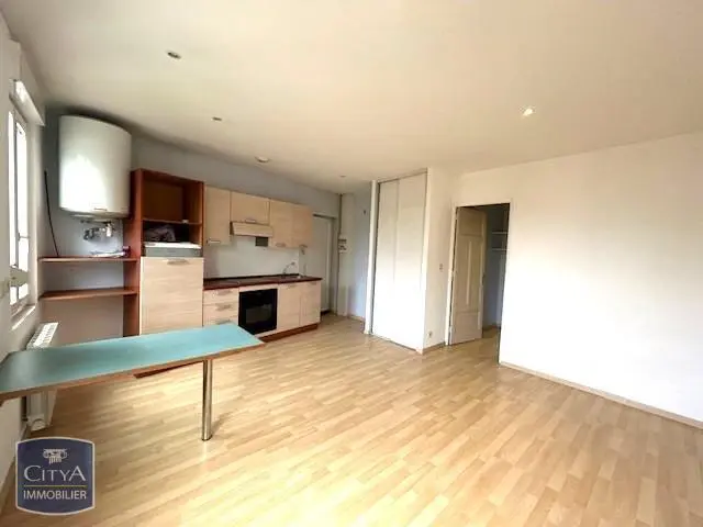 Photo 3 Appartement 1 pièce 25.47m²