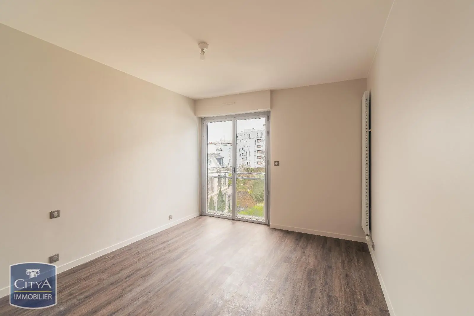 APPARTEMENT T5 - SAINT MICHEL