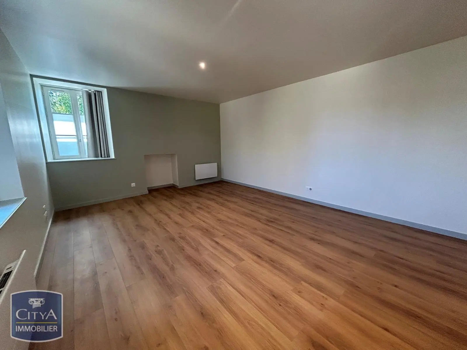 Photo 2 Appartement 1 pièce 35.26m²
