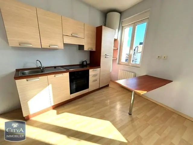 Photo 1 Appartement 1 pièce 24.04m²