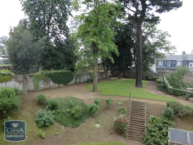AP¨PARTEMENT T2 AVEC BALCON