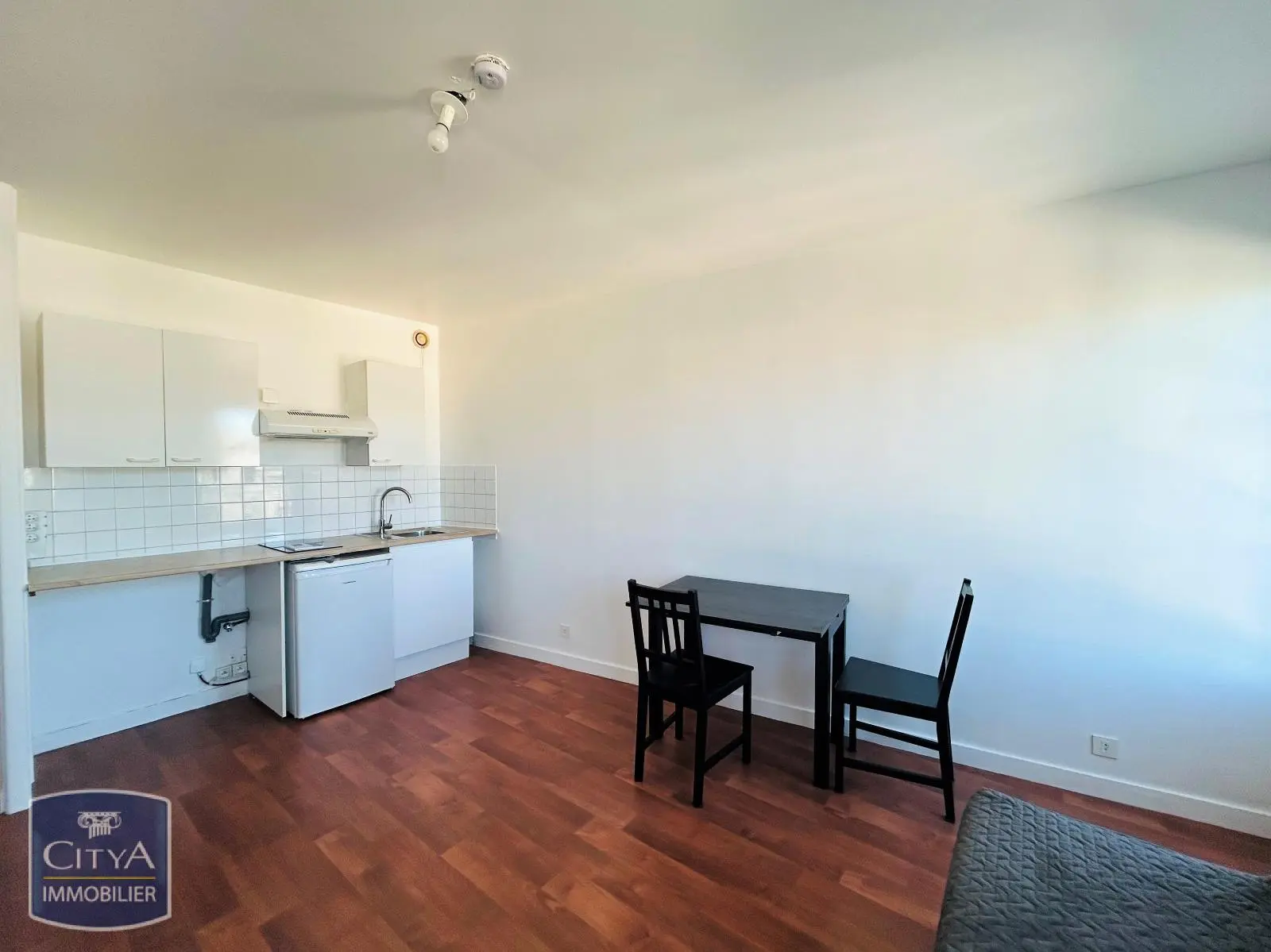 Photo 1 Appartement 1 pièce 27.4m²