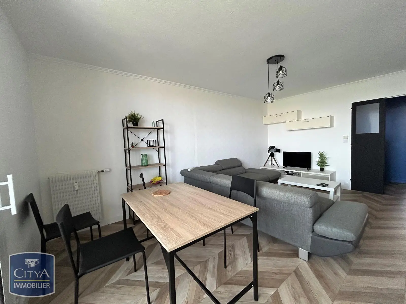 Photo 2 Appartement 5 pièces 94.4m²