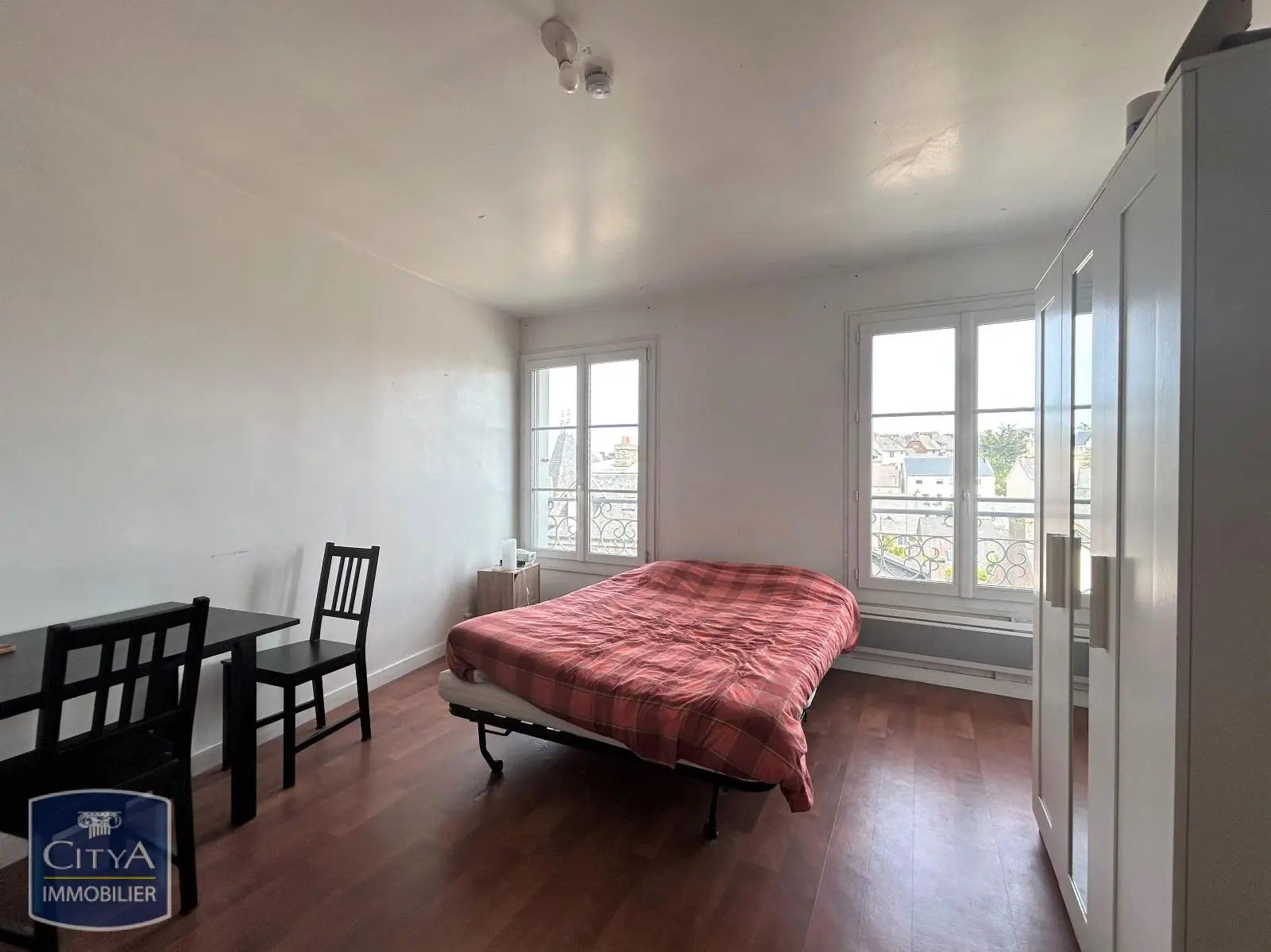 Photo 2 Appartement 1 pièce 27.4m²