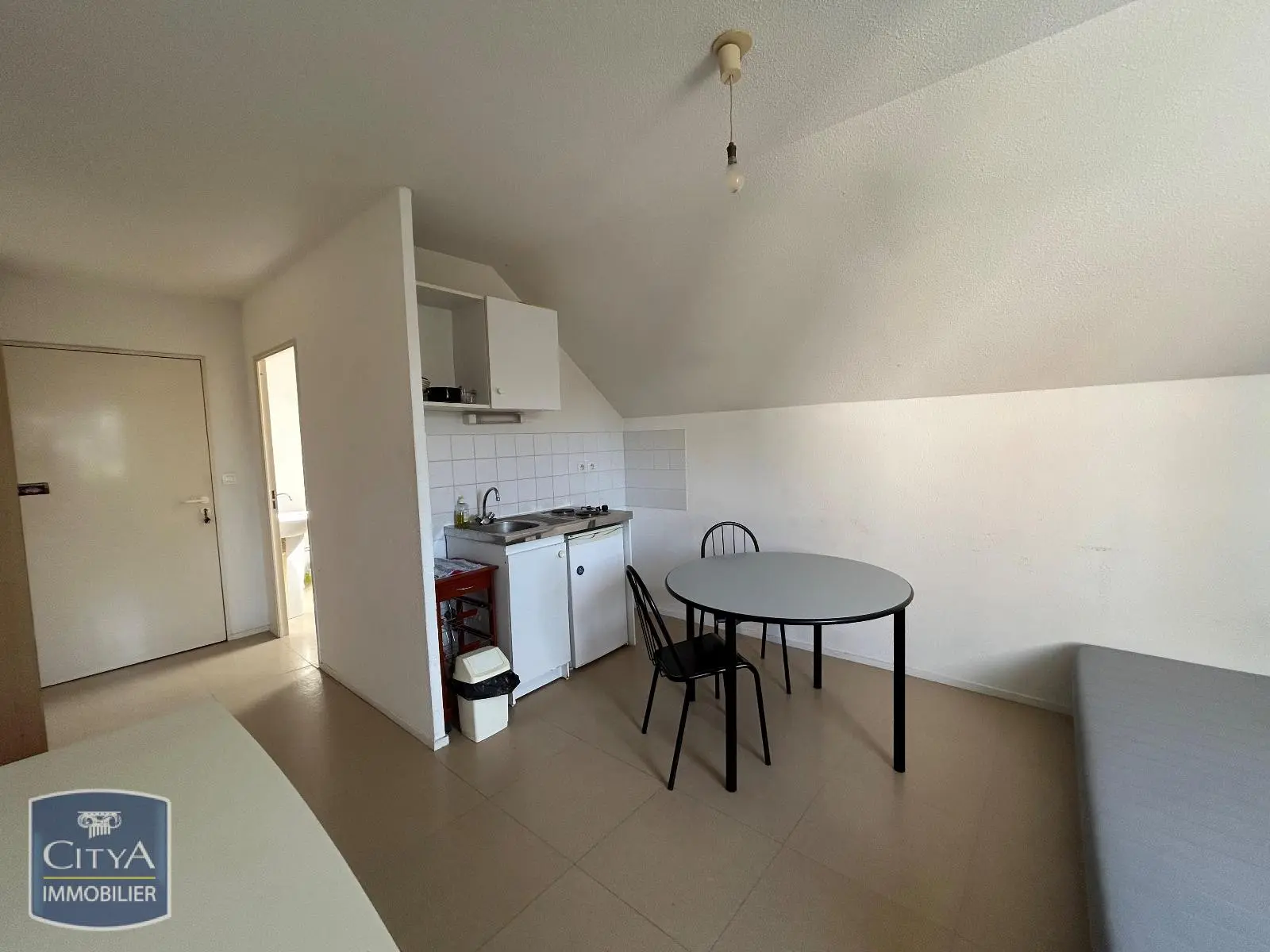Photo 2 Appartement 1 pièce 25m²