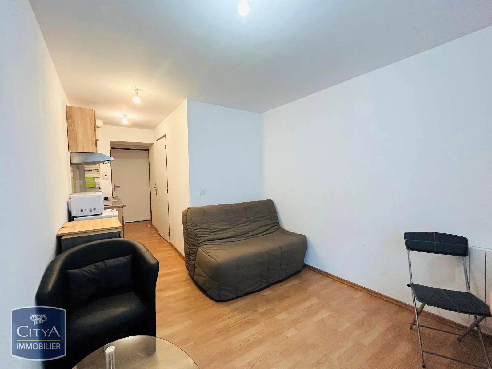 Photo 1 Appartement 1 pièce 15.75m²
