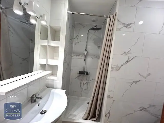 Photo 8 Appartement 1 pièce 15.75m²
