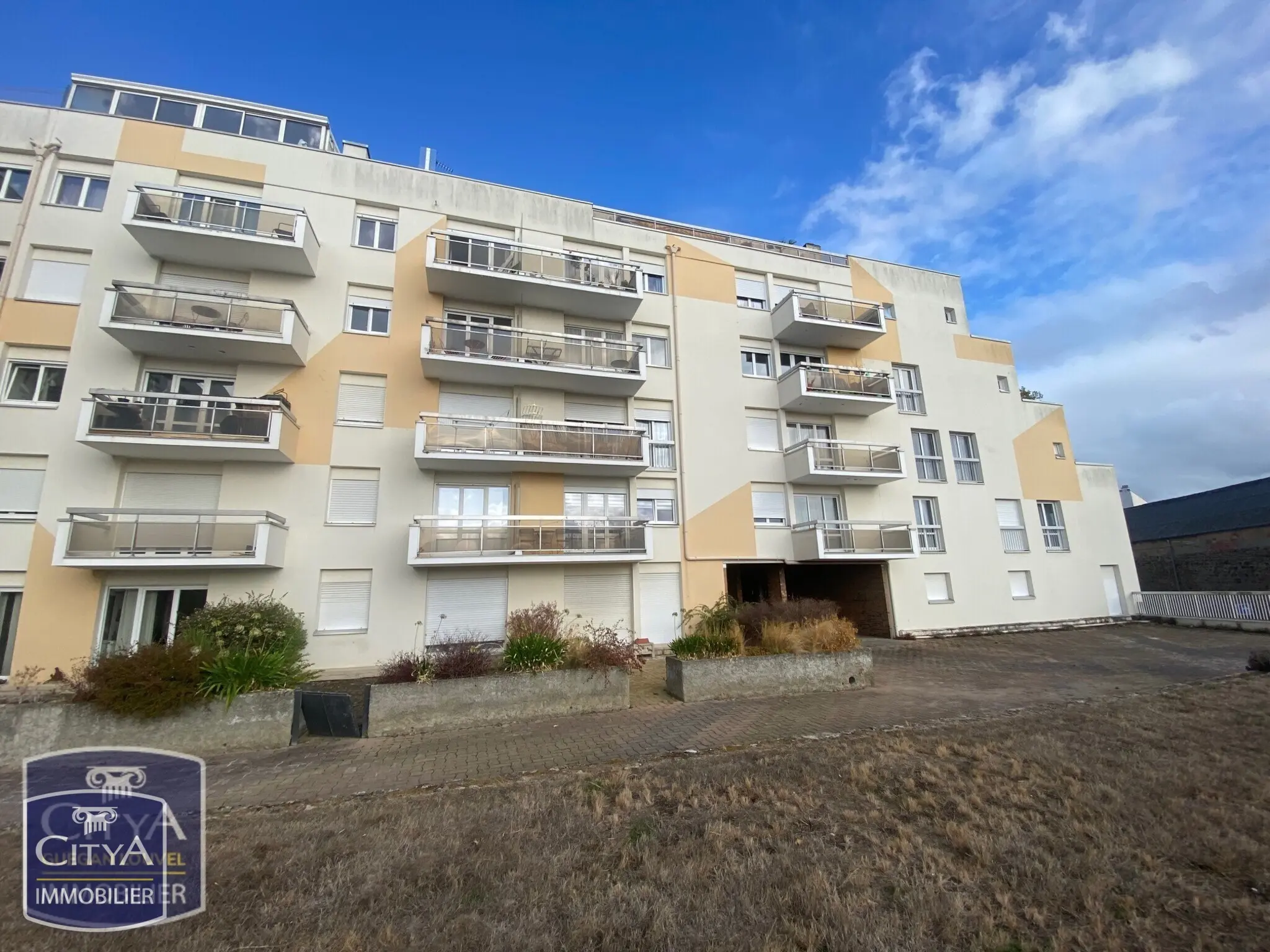 Photo 1 Appartement 1 pièce 25m²