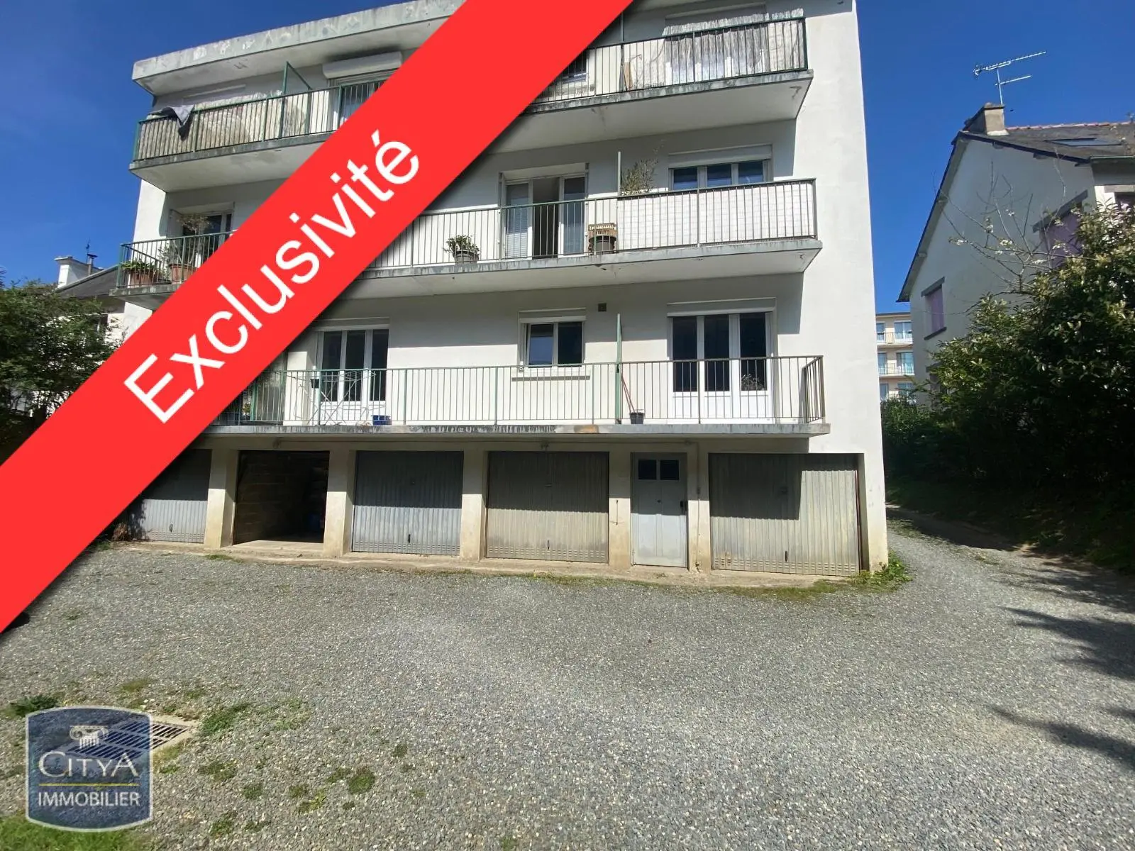 Photo 1 Parking 10m²