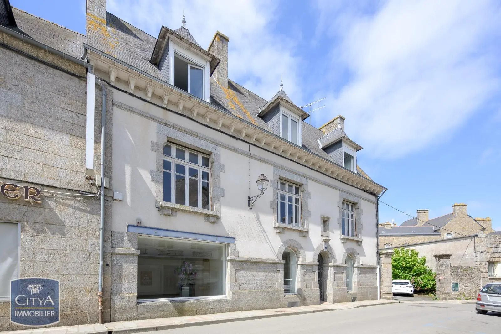 Photo 1 Local Commercial 169m²