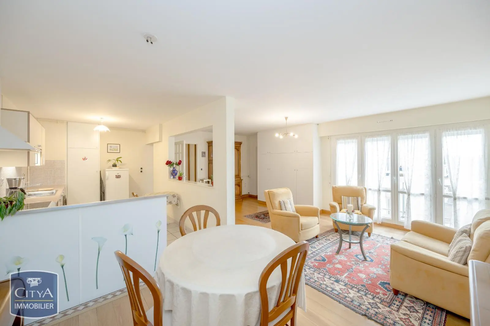 Photo 2 pour Appartement 2 pièces 63m² Photo 2 Appartement 2 pièces 63m²