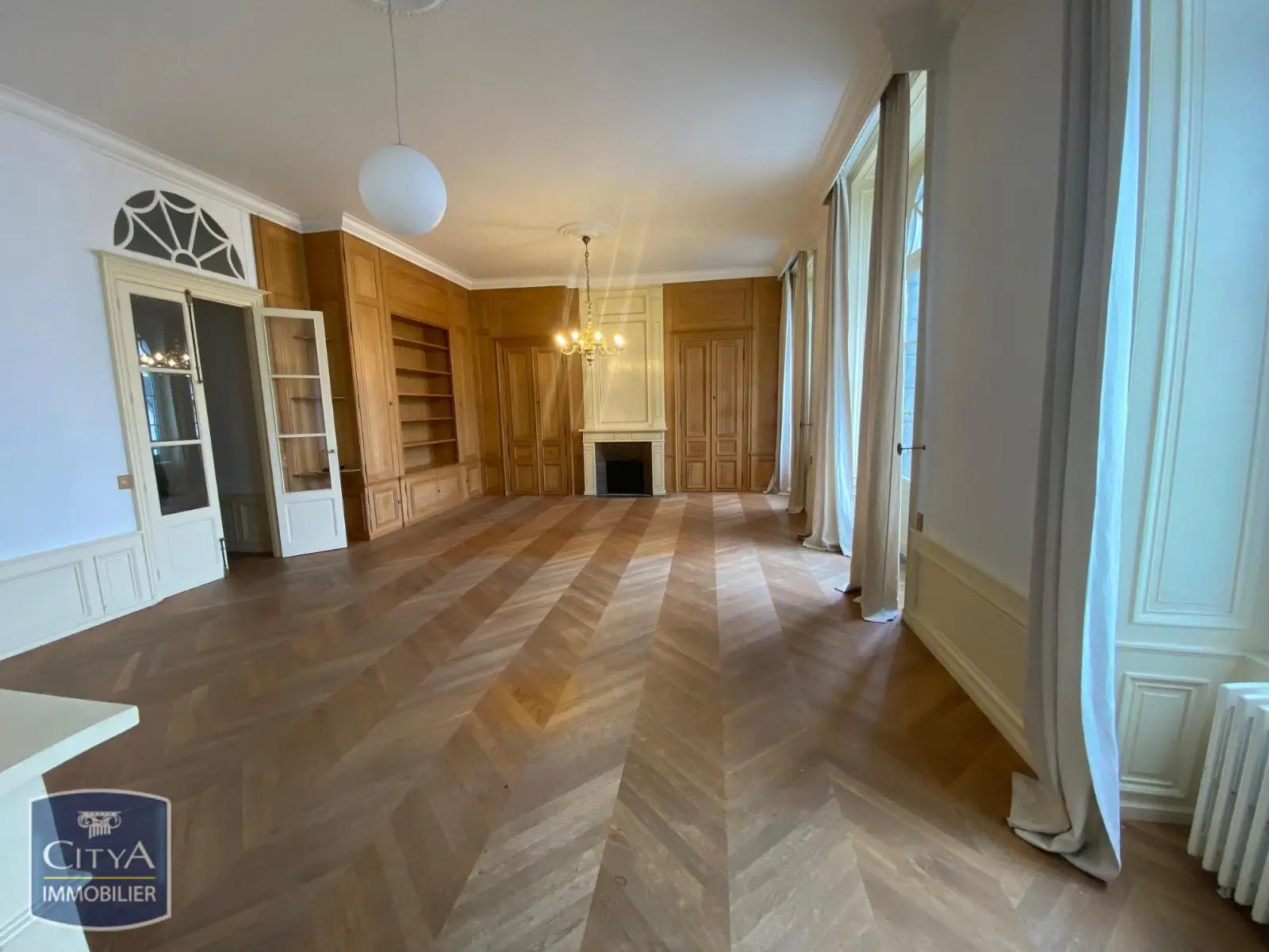 Photo 6 Appartement 6 pièces 168m²