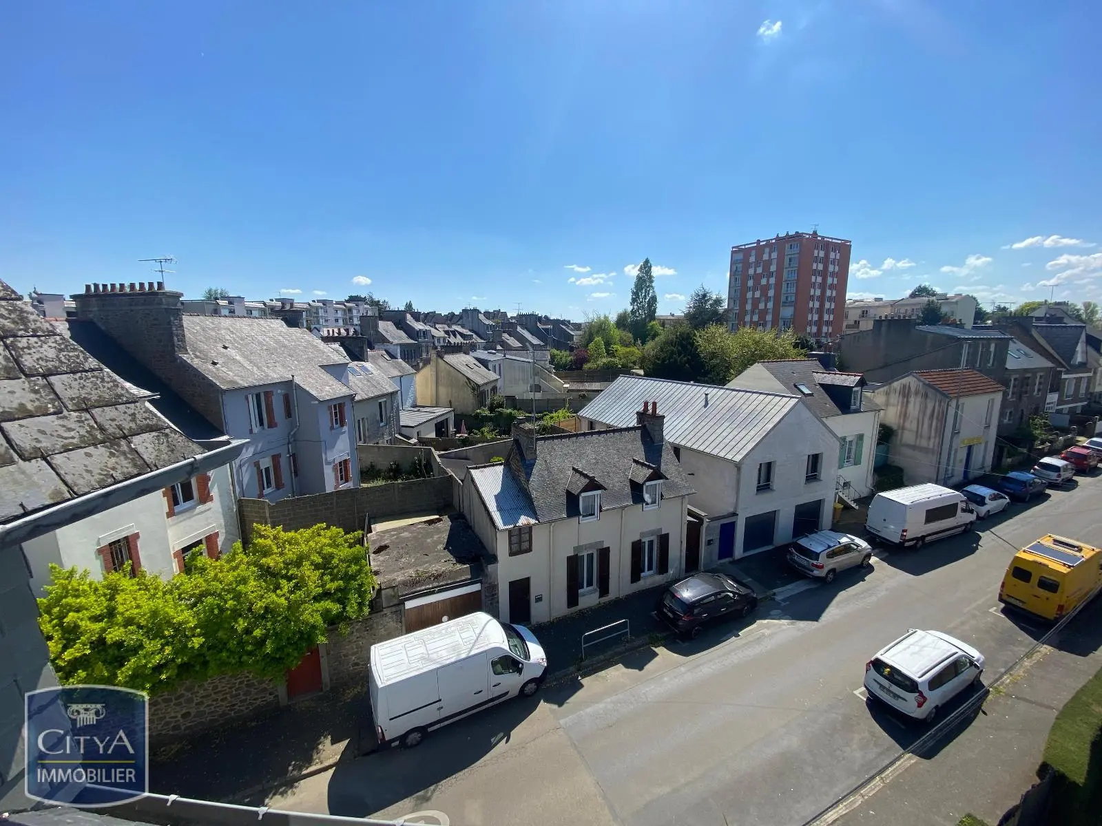 Photo 2 Immeuble 200m²