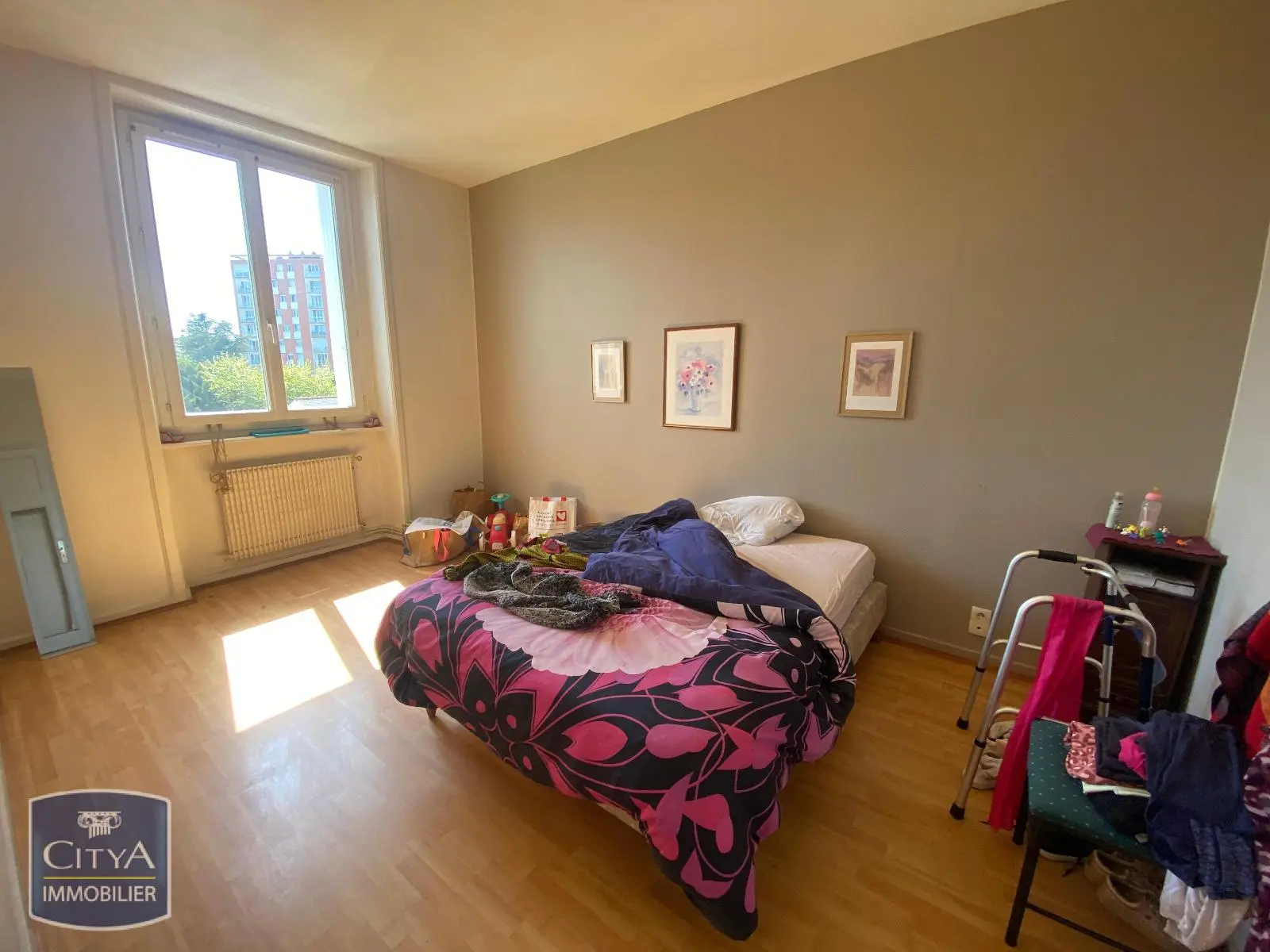 Photo 3 Immeuble 200m²