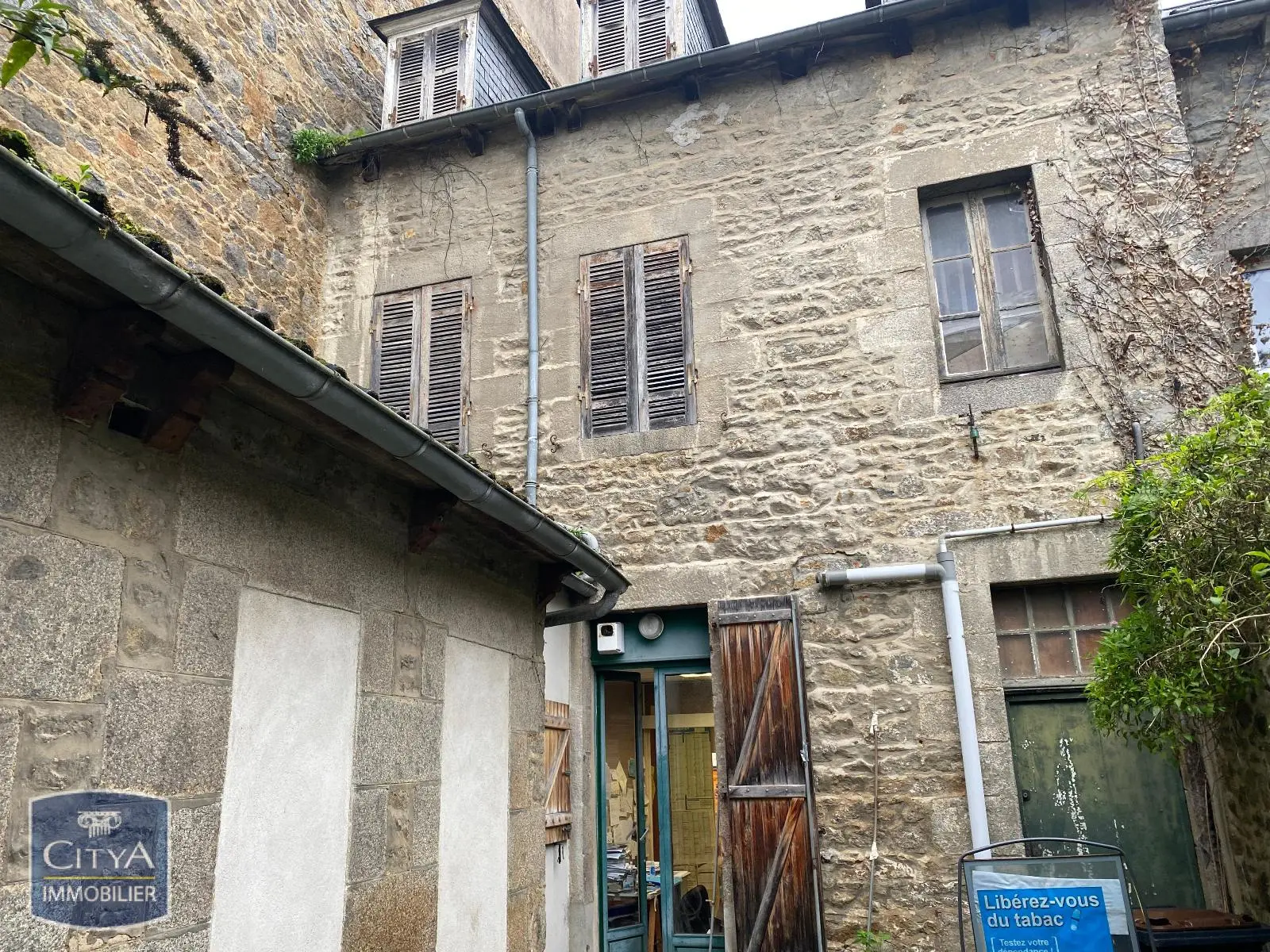 Photo 1 Maison 7 pièces 168m²