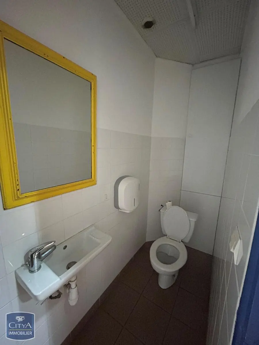 Photo 8 Local Commercial 169m²