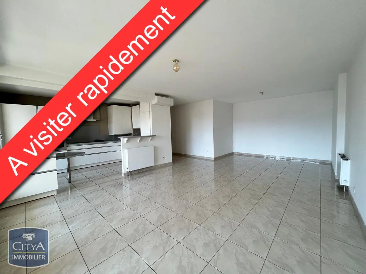 Photo 1 Appartement 4 pièces 119.8m²