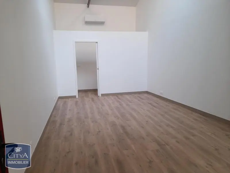 Photo 4 Local Professionnel 27m²