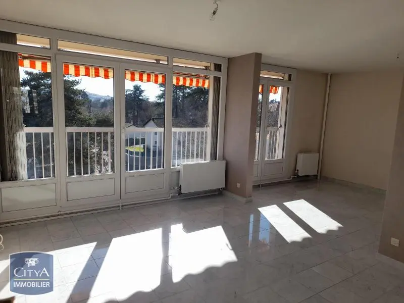 Photo 3 Appartement 4 pièces 82.01m²