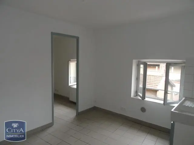 Photo 2 Appartement 1 pièce 24.31m²