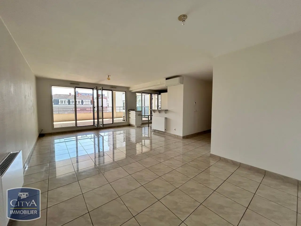 Photo 2 Appartement 4 pièces 119.8m²