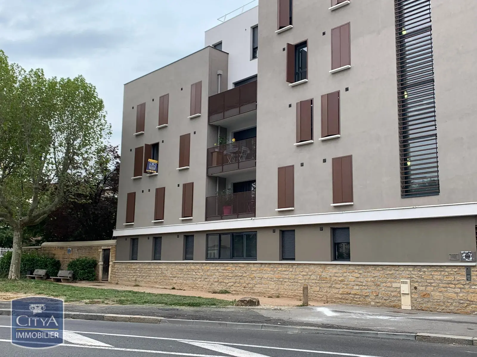 Photo 2 Appartement 4 pièces 80.42m²