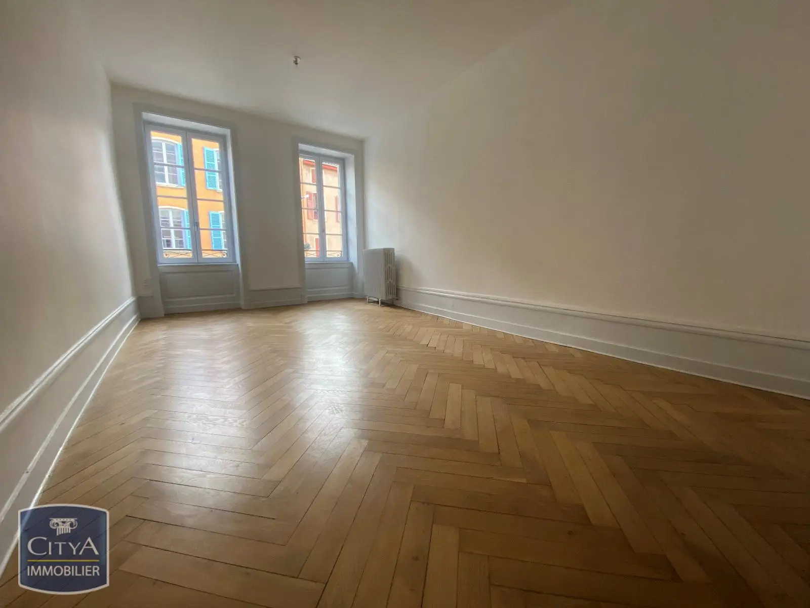 Photo 2 Appartement 4 pièces 110m²