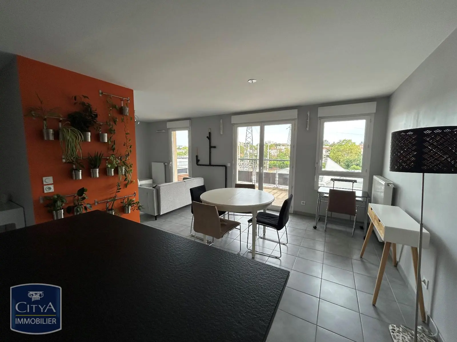Photo 1 Appartement 2 pièces 43m²